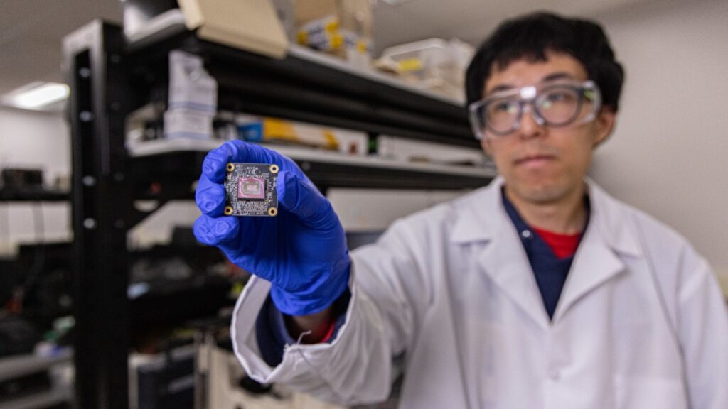 Imagem-18-1-1024x576 Scientists Create Grape-Sized Brain Microscope for Mice