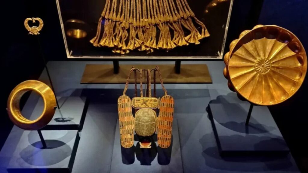 Imagem-2025-09-17T132528.349-1024x576 3,000-Year-Old Pharaoh’s Gold Bracelet Disappears from Egyptian Museum
