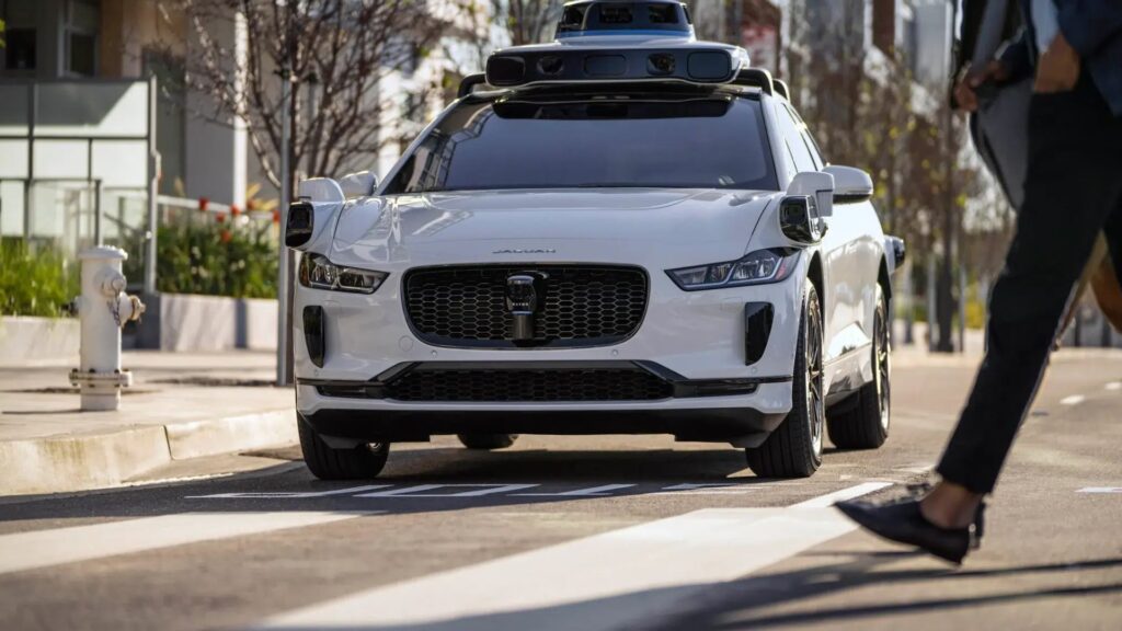 Imagem-2025-09-17T143725.892-1024x576 Waymo Autonomous Cars Show 79% Fewer Crashes Than Human Drivers