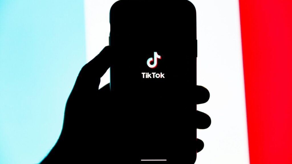 Imagem-2025-09-18T092425.822-1024x576 Trump Announces TikTok Framework Deal with China to Keep App Operating in U.S.