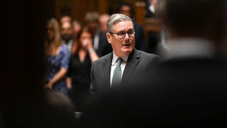 UK Explores Waiving Visa Fees for Top Talent Amid US Crackdown