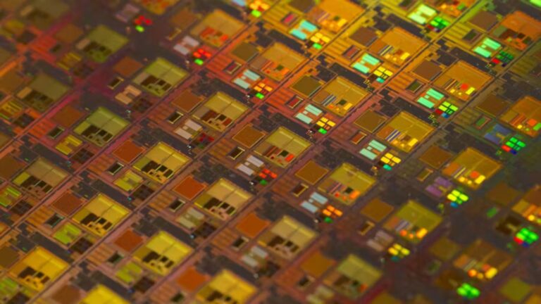 Hopkins Scientists Unlock Pathway to Invisible Circuit Manufacturing